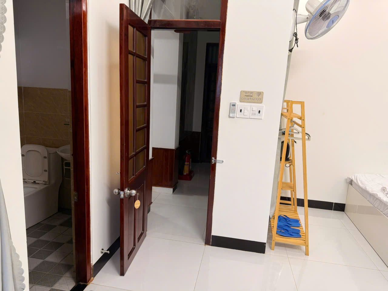 Phòng 205